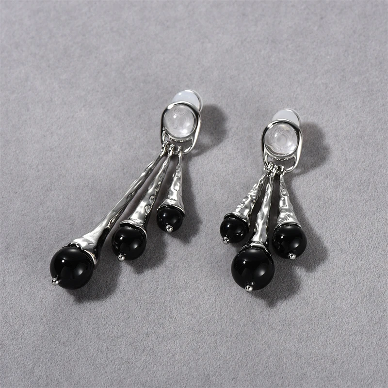 Fashion Irregular Drop Earrings Pave Setting Black Agate Temperament Women Earrings for Daily,Party High Quality Jewelry Gifts
Fashion Irregular Drop Earrings Pave Setting Black Agate Temperament Women Earrings for Daily,Party High Quality Jewelry Gifts