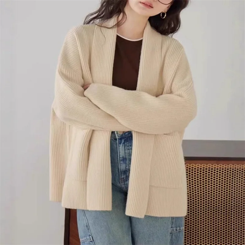 Knitted Cardigan Sweaters Women Solid Jumpers Pocket Round Neck Long Sleeves Open Stitch Loose Fit Casual 2025 Autumn Winter
Knitted Cardigan Sweaters Women Solid Jumpers Pocket Round Neck Long Sleeves Open Stitch Loose Fit Casual 2025 Autumn Winter