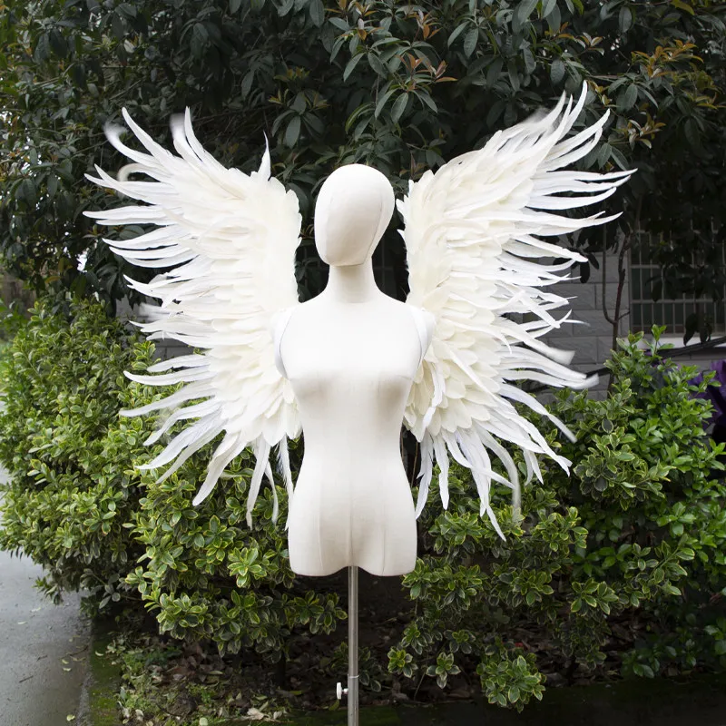 Feathered Angel Wings Featuring Beige Large-sized Bridal Photography Studio Runway Shows Multiple Colors
Feathered Angel Wings Featuring Beige Large-sized Bridal Photography Studio Runway Shows Multiple Colors
