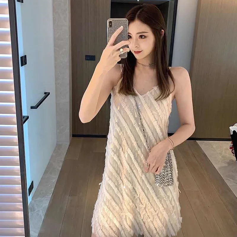 2024 Summer New Women's Evening Light Luxury Sequin Strap Dress Robe Femme Vestidos
2024 Summer New Women's Evening Light Luxury Sequin Strap Dress Robe Femme Vestidos