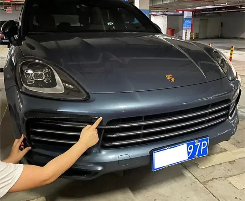 For Porsche Cayenne 9Y0 9Y3 2018-2022 Real Carbon Fiber Car Front Bumper Lip grille Spoiler Body Kit Aprons Fog light Lamp Cover
For Porsche Cayenne 9Y0 9Y3 2018-2022 Real Carbon Fiber Car Front Bumper Lip grille Spoiler Body Kit Aprons Fog light Lamp Cover