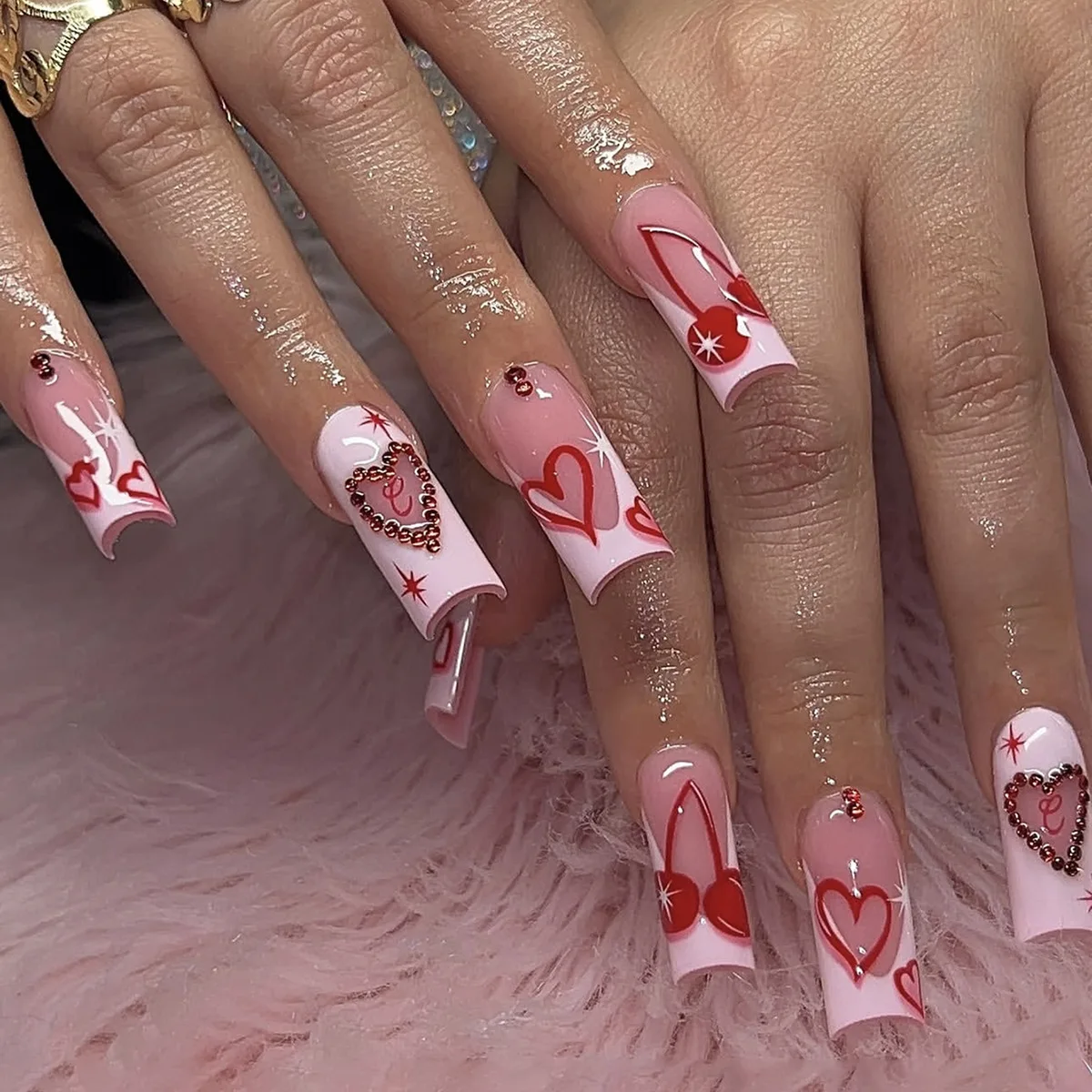 24PCS 3D Heart Cherry Rhinestone False Nails Pink Red Valentines Square Shape Press on Nails Sweet Y2K Romantic Nail Art 네일팁 투명
24PCS 3D Heart Cherry Rhinestone False Nails Pink Red Valentines Square Shape Press on Nails Sweet Y2K Romantic Nail Art 네일팁 투명