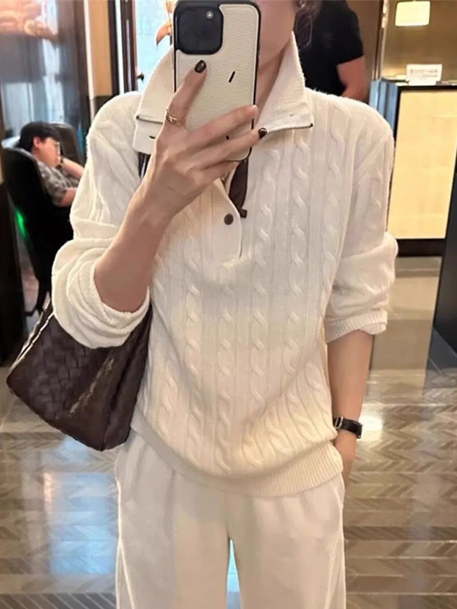 Women's High Collar Knitted Zipper Base Shirt Thick Winter Sweater Inner Wear Short Top Loose Fit Medium Softness Long Sleeve
Women's High Collar Knitted Zipper Base Shirt Thick Winter Sweater Inner Wear Short Top Loose Fit Medium Softness Long Sleeve