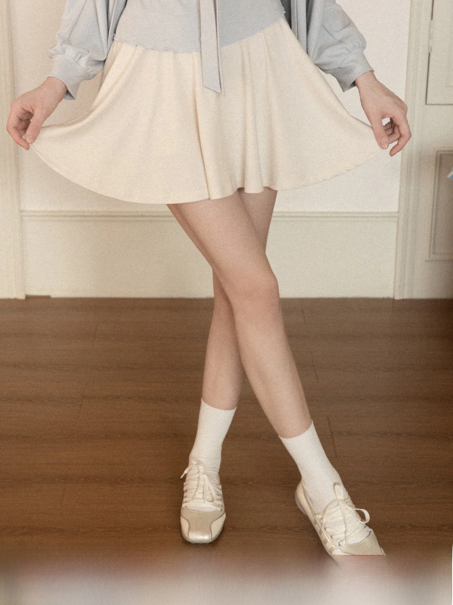 Ballet Style A-Line Skirt Women's Slimming Pleated Skirt Casual Comfortable Soft Viscose Fiber mid Waist Elastic Waist
Ballet Style A-Line Skirt Women's Slimming Pleated Skirt Casual Comfortable Soft Viscose Fiber mid Waist Elastic Waist