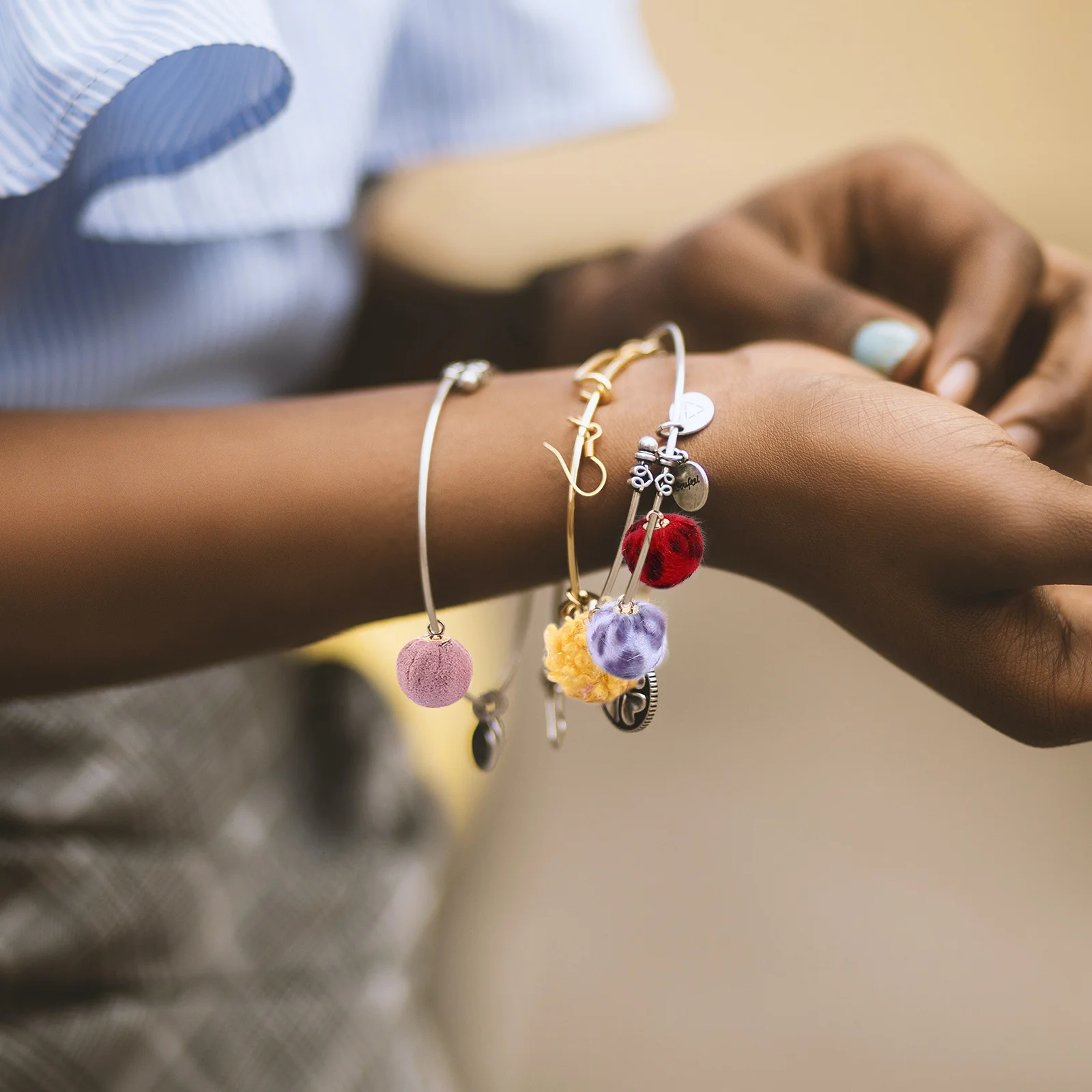 1 комплект, мягкие шариковые бусины, кулон, креативные принадлежности ручной работы, аксессуары для изготовления ювелирных изделий из сплава, ожерелье «сделай сам», украшение, подарок, подвеска
1 комплект, мягкие шариковые бусины, кулон, креативные принадлежности ручной работы, аксессуары для изготовления ювелирных изделий из сплава, ожерелье «сделай сам», украшение, подарок, подвеска