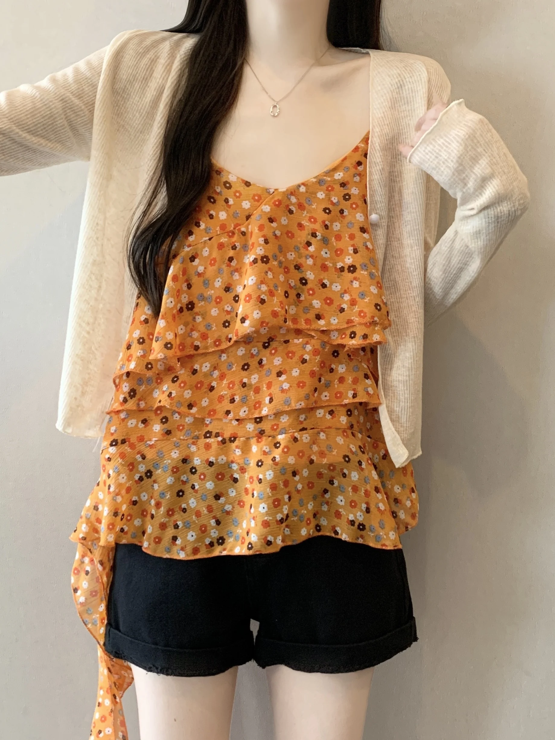 plus Size Loose Uneven Hem Floral Print off Shoulder Sun Protection Cardigan Women's Fashion Two-Piece Set Top Korean Style
plus Size Loose Uneven Hem Floral Print off Shoulder Sun Protection Cardigan Women's Fashion Two-Piece Set Top Korean Style