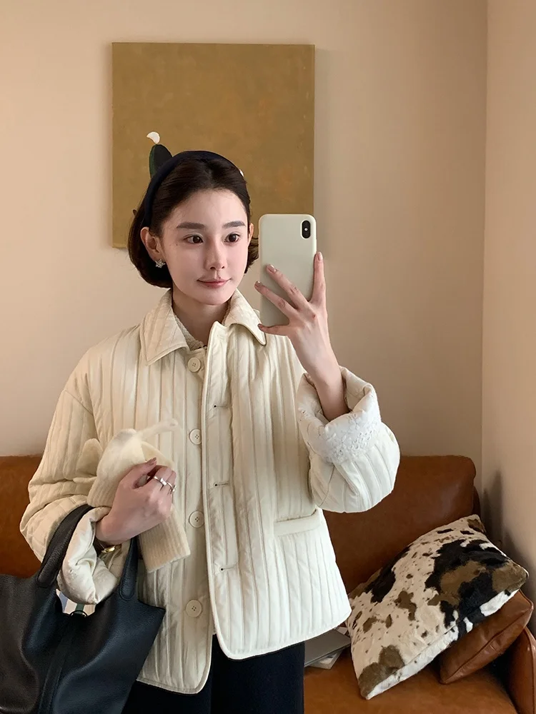 Женская зимняя утепленная куртка из белого гусиного пуха с вышивкой, теплая, простая, с длинными рукавами, стандартной длины
Женская зимняя утепленная куртка из белого гусиного пуха с вышивкой, теплая, простая, с длинными рукавами, стандартной длины