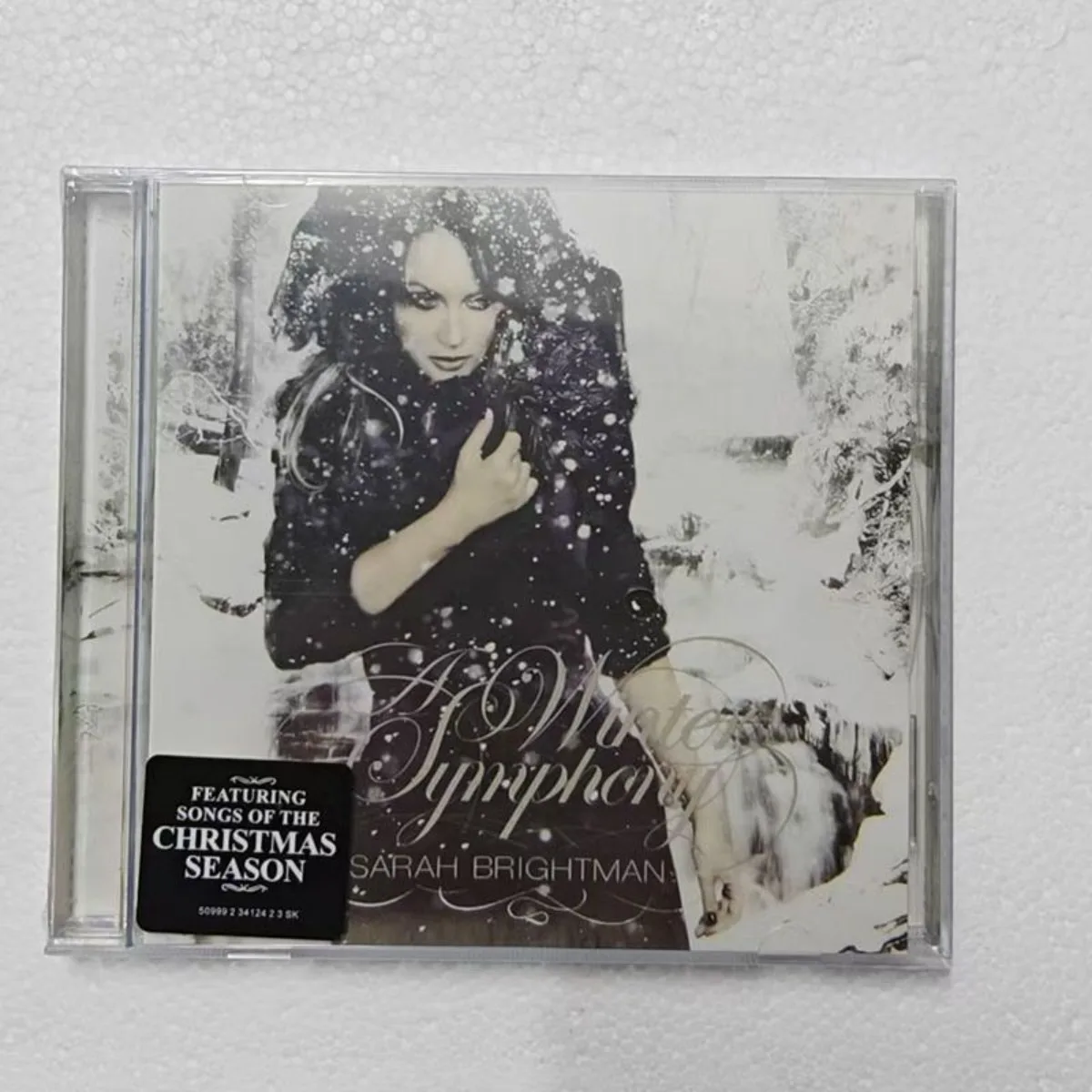 Sarah Brightman A Winter Symphony – Iconic Crossover Classical Holiday Studio Album with Christmas Season Songs
Sarah Brightman A Winter Symphony – Iconic Crossover Classical Holiday Studio Album with Christmas Season Songs