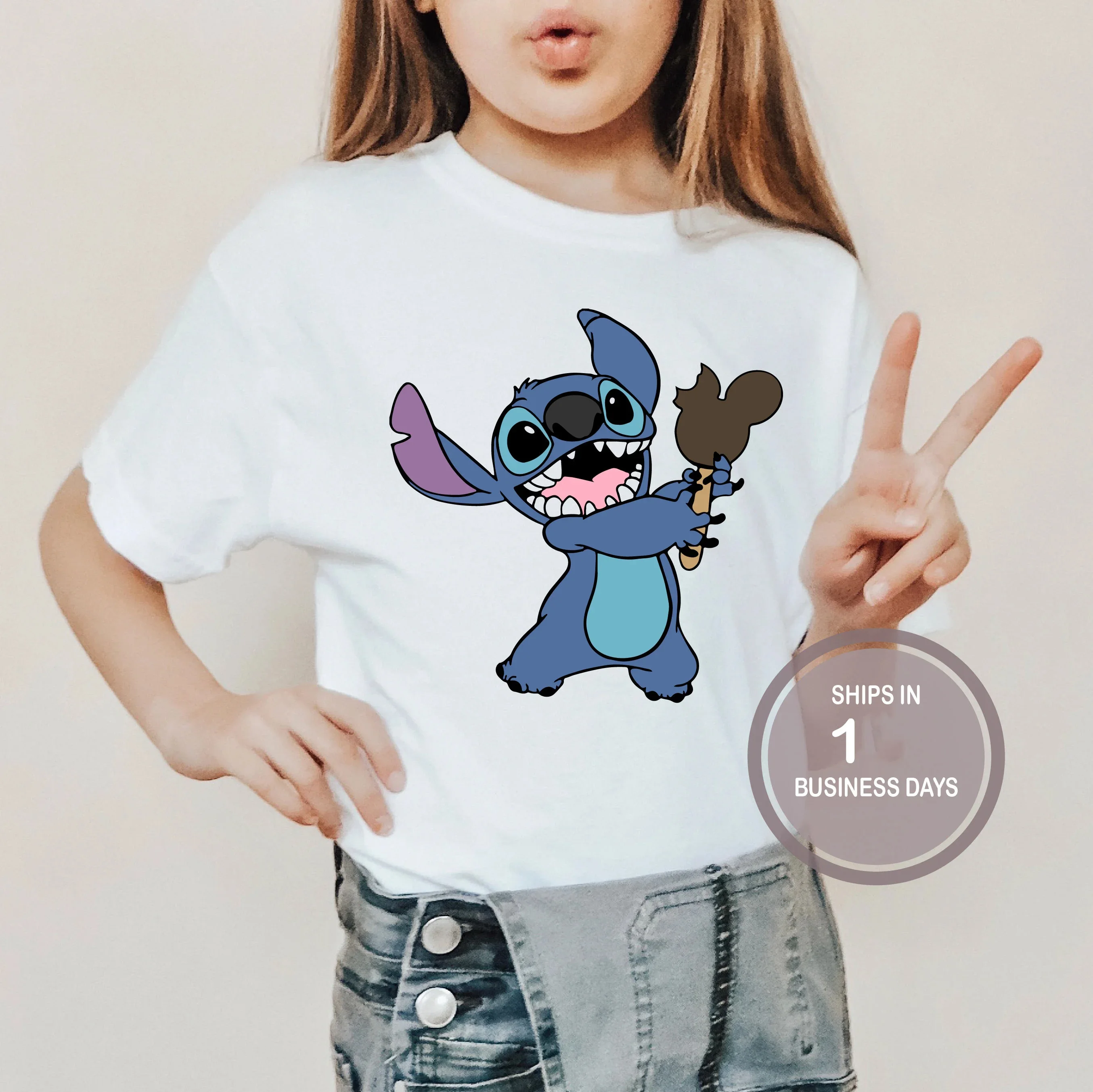 Футболка Stitch Snack, молодежный топ с короткими рукавами Disney для мальчиков и девочек, детская модная хлопковая футболка со звездами, летняя
Футболка Stitch Snack, молодежный топ с короткими рукавами Disney для мальчиков и девочек, детская модная хлопковая футболка со звездами, летняя