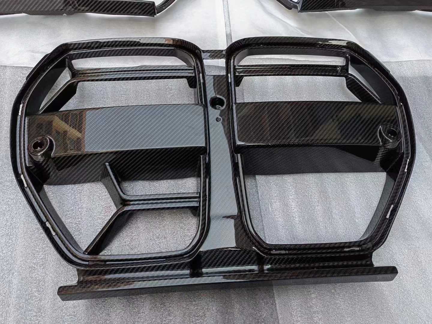 Factory Price CSL Style with ACC Dry Carbon Front Bumper Kidney Center Mesh Grille Grill for G80 M3 G82 G83 M4 2020+
Factory Price CSL Style with ACC Dry Carbon Front Bumper Kidney Center Mesh Grille Grill for G80 M3 G82 G83 M4 2020+