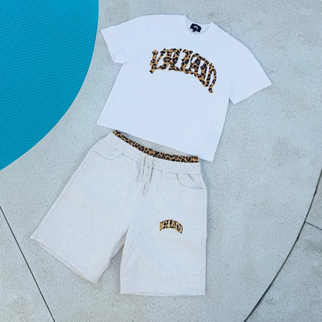 Y2K Camouflage T Shirt Sets Summer New Embroidered Double Waist Casual Shorts Fashion Unisex Round Neck Short Sleeve StreetWear
Y2K Camouflage T Shirt Sets Summer New Embroidered Double Waist Casual Shorts Fashion Unisex Round Neck Short Sleeve StreetWear