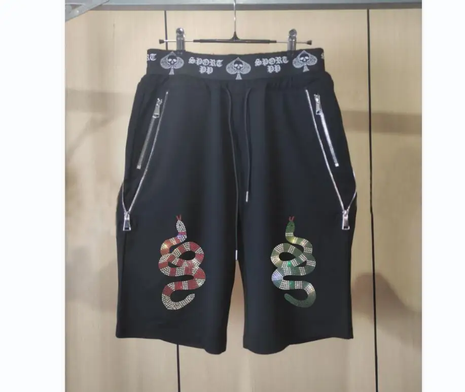 Mens Casual shorts Men 2025 Summer brand designer Man Hip Hop Streetwear Male shorts
Mens Casual shorts Men 2025 Summer brand designer Man Hip Hop Streetwear Male shorts