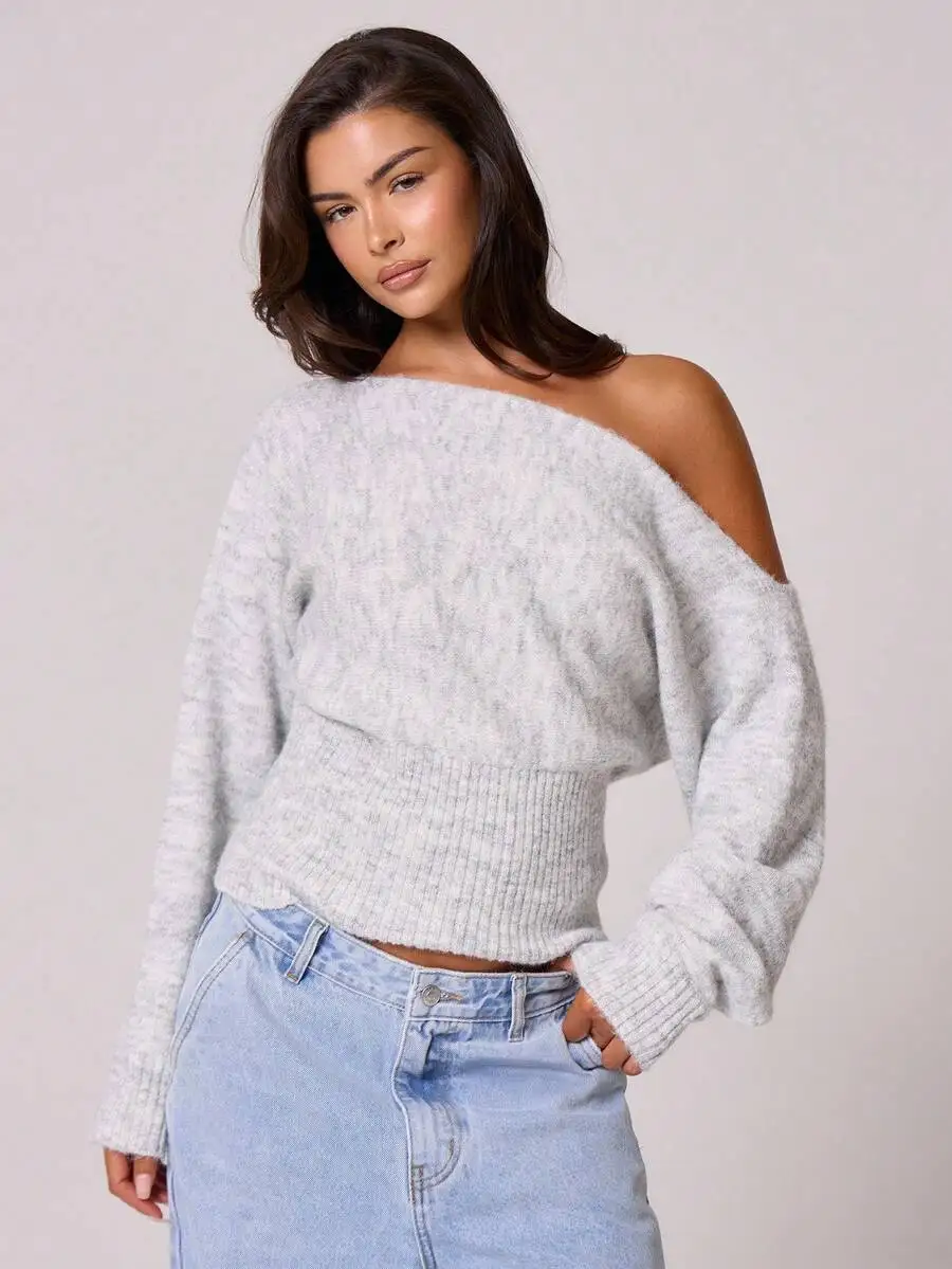 Вязаный свитер с открытыми плечами для женщин, с завышенной талией, из пушистого мохера, повседневный осенний стиль
Вязаный свитер с открытыми плечами для женщин, с завышенной талией, из пушистого мохера, повседневный осенний стиль