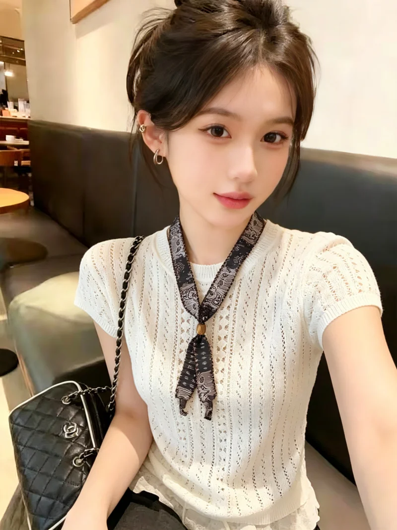 Women's Summer Knitwear Short Sleeve Hollow out round Neck Silk Scarf Recommended Self-Keeping Style Versatile High-End Feeling
Women's Summer Knitwear Short Sleeve Hollow out round Neck Silk Scarf Recommended Self-Keeping Style Versatile High-End Feeling