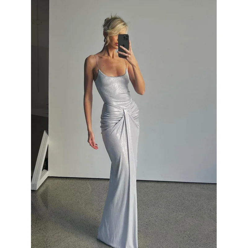 2025 Sexy Queen Style Fashion Crinkle Twist Waist Slim-Fit Tall Long Best-Selling Strappy women Dress.
2025 Sexy Queen Style Fashion Crinkle Twist Waist Slim-Fit Tall Long Best-Selling Strappy women Dress.