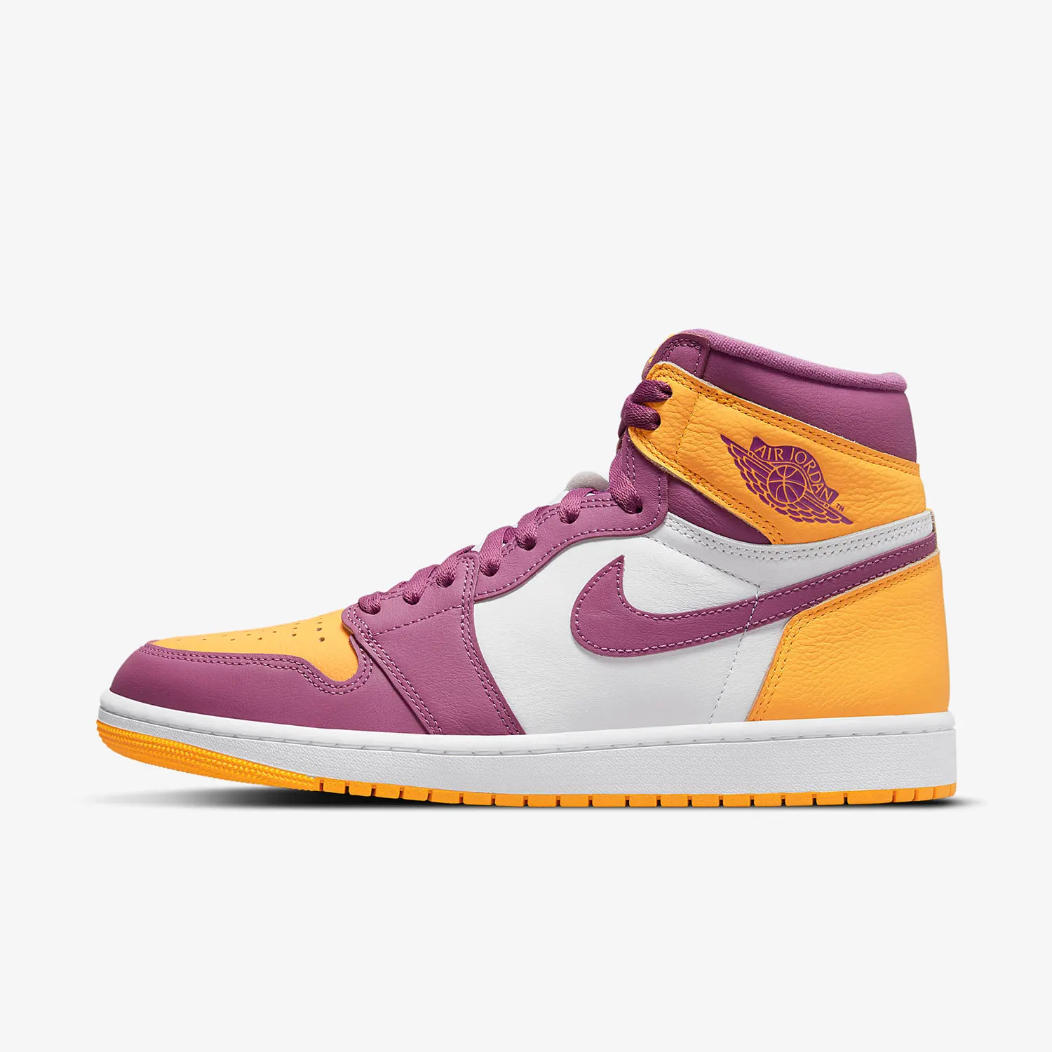 Nike genuine AIR JORDAN 1 men's cushioned high top classic sports basketball shoe 555088-706
Nike genuine AIR JORDAN 1 men's cushioned high top classic sports basketball shoe 555088-706