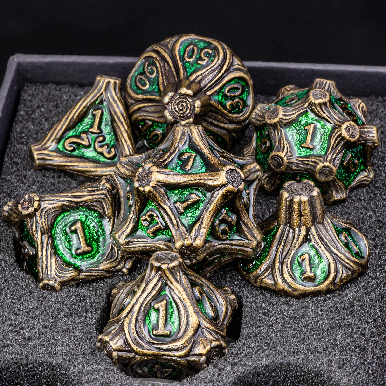 DND Metal Dice Set , Dungeon and Dragon Dice, RPG Role Playing GamePolyhedral Dice D20 D12 D10 D8 D6 D4 【green】
DND Metal Dice Set , Dungeon and Dragon Dice, RPG Role Playing GamePolyhedral Dice D20 D12 D10 D8 D6 D4 【green】