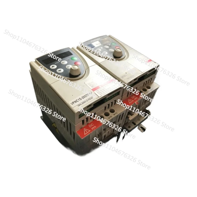 Оригинальная разборка, инвертор VFNC1S-2007P-W 0,75 кВт, 220 В, комплект тестирования, гарантия хорошего качества
Оригинальная разборка, инвертор VFNC1S-2007P-W 0,75 кВт, 220 В, комплект тестирования, гарантия хорошего качества