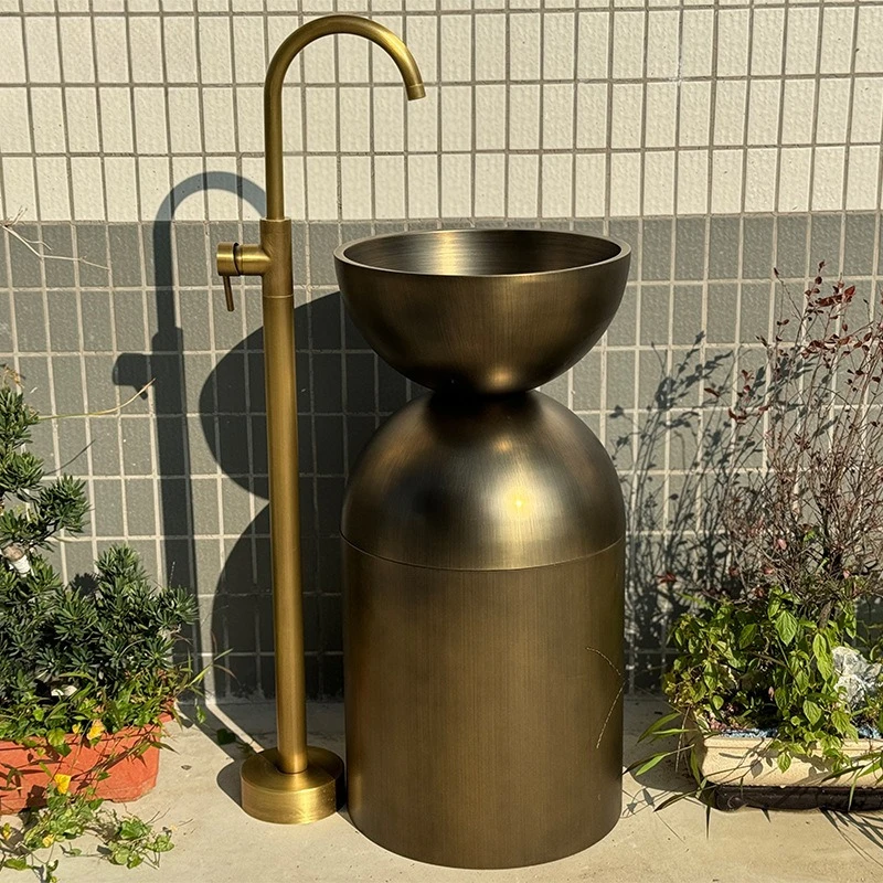 Retro Column Wash Basin Villa Balcony Floor-to-ceiling Household Integrated Column Basin Outdoor Courtyard Pool
Retro Column Wash Basin Villa Balcony Floor-to-ceiling Household Integrated Column Basin Outdoor Courtyard Pool