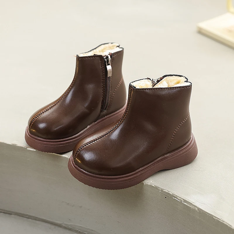 2025 ботильоны для девочек, новые зимние детские классические хлопковые ботинки на толстой подошве, повседневные нескользящие детские модные школьные ботинки
2025 ботильоны для девочек, новые зимние детские классические хлопковые ботинки на толстой подошве, повседневные нескользящие детские модные школьные ботинки