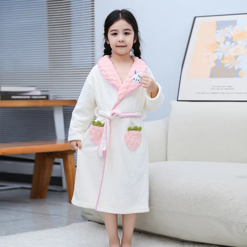 Thickened Coral Fleece Children's Bathrobe Soft Absorbent Quick Dry Bathing Gown for Boys And Girls Autumn Winter Kids' Robe
Thickened Coral Fleece Children's Bathrobe Soft Absorbent Quick Dry Bathing Gown for Boys And Girls Autumn Winter Kids' Robe