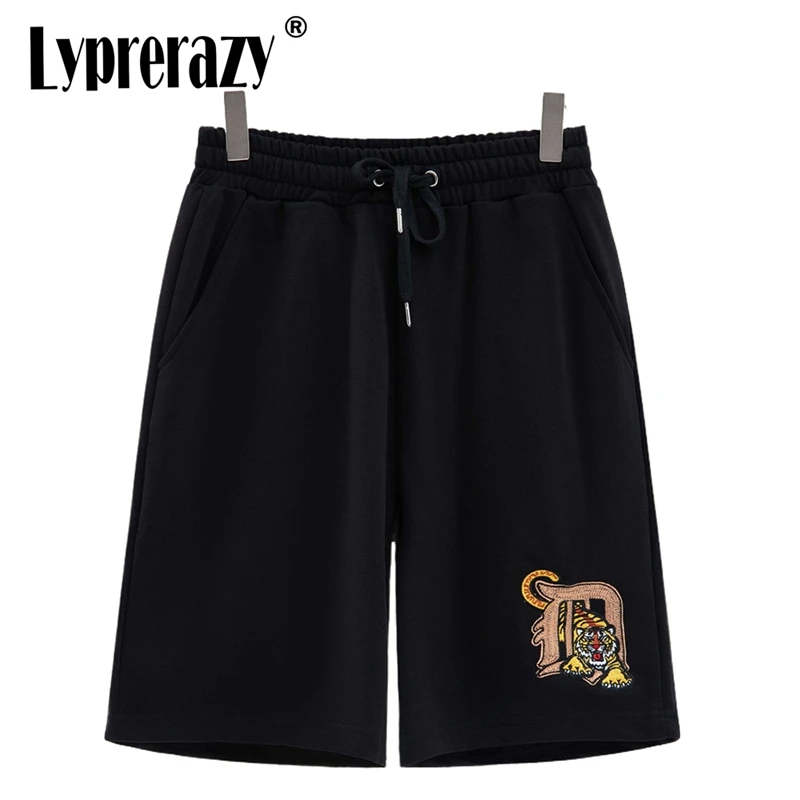 Lyprerazy Men's Casual Straight Cotton Loose Tiger Design Embroidered Embroidery Shorts Chinese Style
Lyprerazy Men's Casual Straight Cotton Loose Tiger Design Embroidered Embroidery Shorts Chinese Style