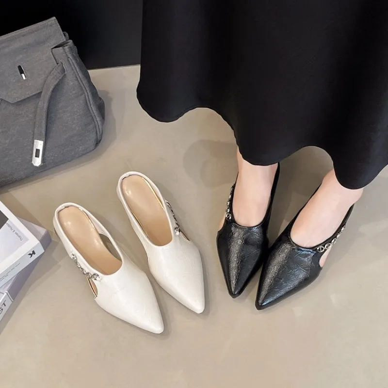 2025 НОВЫЕ высококачественные универсальные удобные противоскользящие и дышащие женские модные простые и элегантные тапочки
2025 НОВЫЕ высококачественные универсальные удобные противоскользящие и дышащие женские модные простые и элегантные тапочки