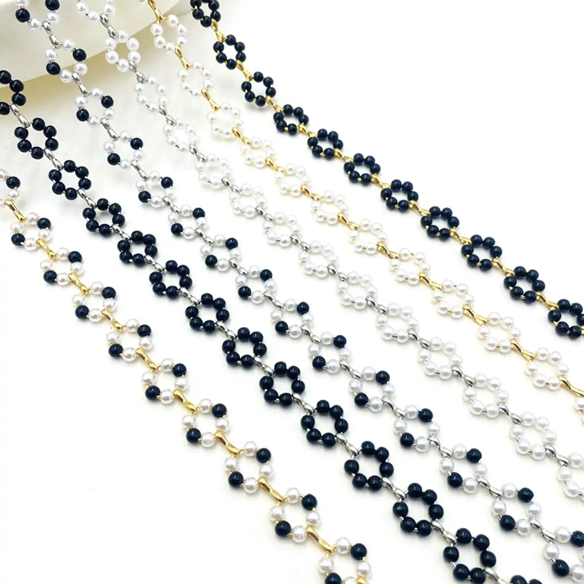 5Yards New Link Chain Multicolor Flowers Beaded DIY Handicrafts Handbag Clutch Shoes Clothes Decoration Supplies Material Pack
5Yards New Link Chain Multicolor Flowers Beaded DIY Handicrafts Handbag Clutch Shoes Clothes Decoration Supplies Material Pack