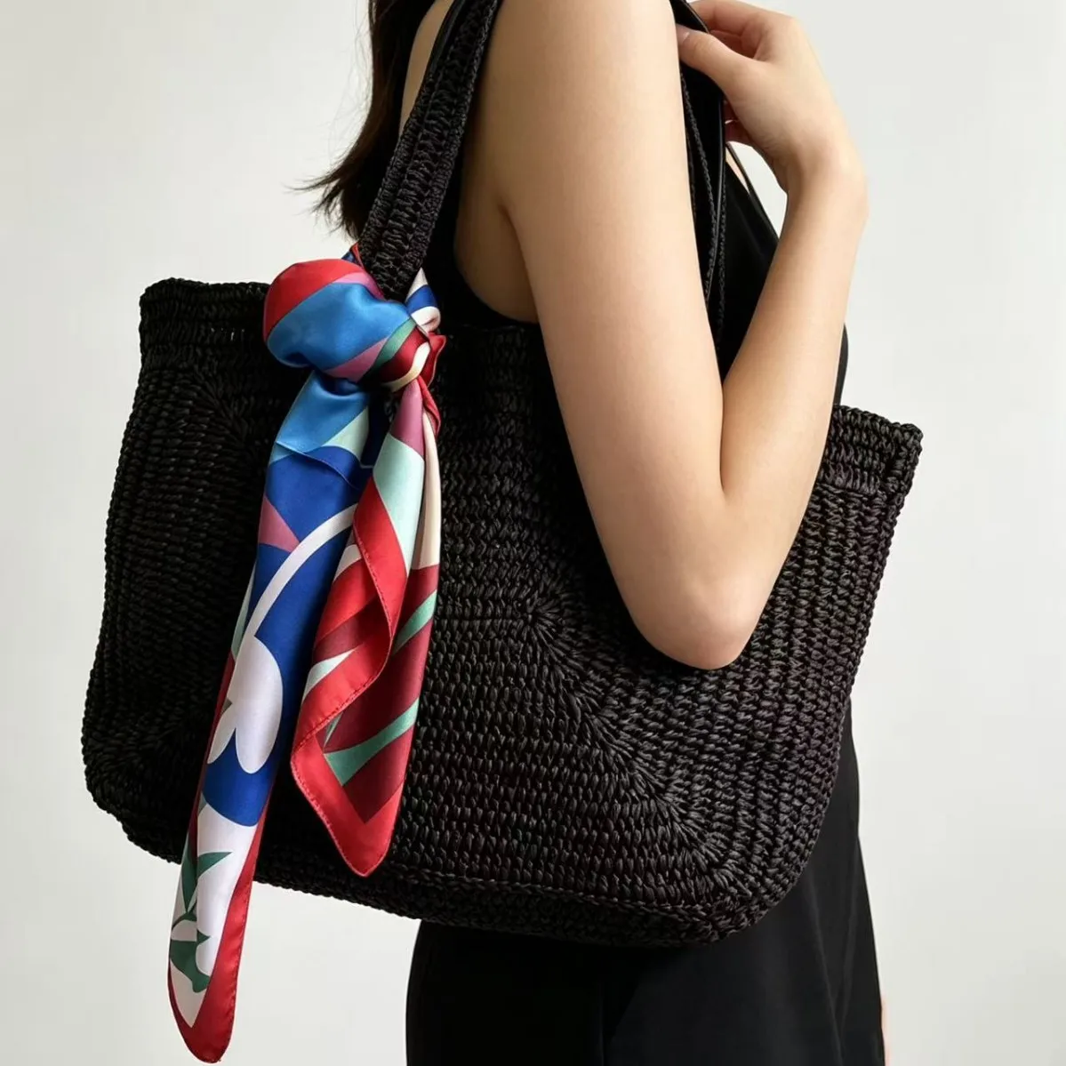 Women Straw Bag Tote Handbag Large Capacity Vintage Shoulder Bag Solid Color Simple Weaving Handbag Ladies Summer Daily Bag
Women Straw Bag Tote Handbag Large Capacity Vintage Shoulder Bag Solid Color Simple Weaving Handbag Ladies Summer Daily Bag