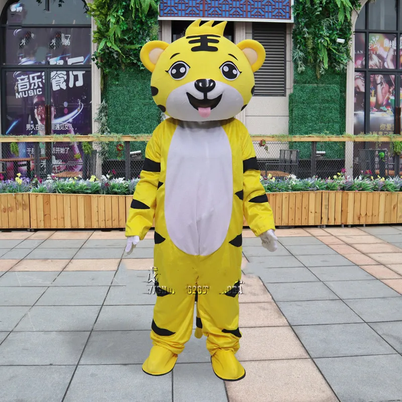 Mascot Adult CostumeTiger Mascot Costume High Quality Anime Theme Cosplay Costumes Christmas Fancy Carnival Party Apparels
Mascot Adult CostumeTiger Mascot Costume High Quality Anime Theme Cosplay Costumes Christmas Fancy Carnival Party Apparels