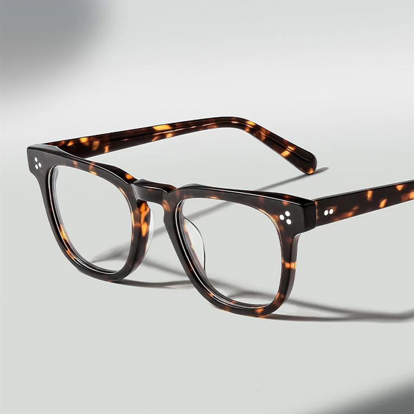 Высокое качество ацетатные ретро квадратные очки в оправе мужские модные очки ручной работы женские классические винтажные очки унисекс
Высокое качество ацетатные ретро квадратные очки в оправе мужские модные очки ручной работы женские классические винтажные очки унисекс