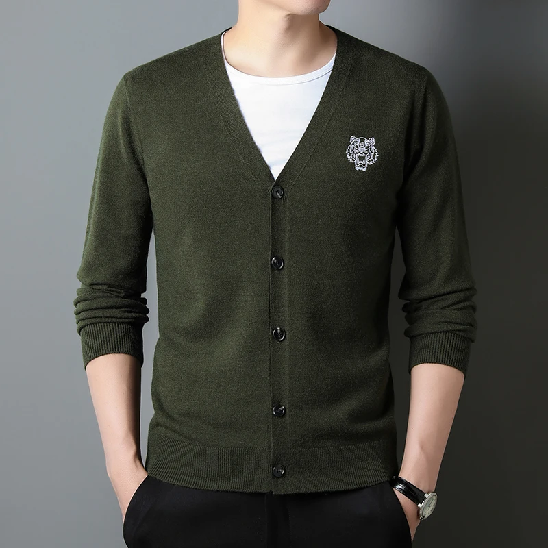 New Winter 2025 Men's Sweater Coats High Quality Cardigans Men Outwear Casual Sweaters Fleece Liner Thicker Warm Sweaters
New Winter 2025 Men's Sweater Coats High Quality Cardigans Men Outwear Casual Sweaters Fleece Liner Thicker Warm Sweaters