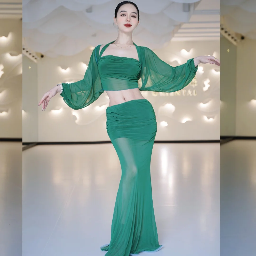 New women's belly dance performance costume camisole top+shoulder sleeves+fishtail skirt 3pcs sexy slimming practice set
New women's belly dance performance costume camisole top+shoulder sleeves+fishtail skirt 3pcs sexy slimming practice set