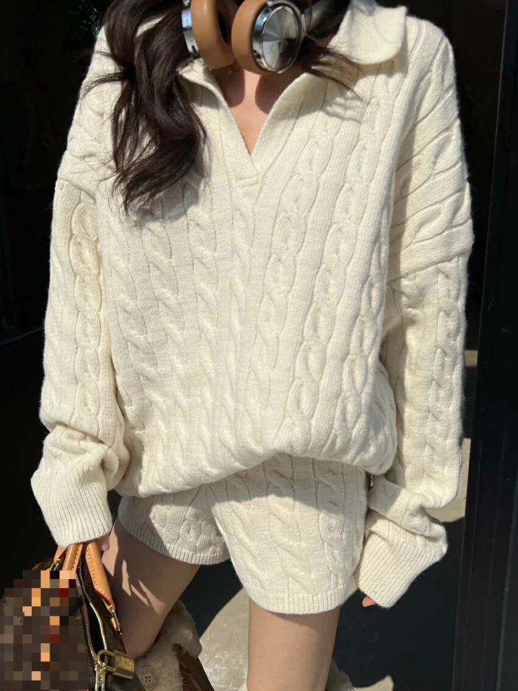 Women's Two-piece Set Sweaters and Shorts Korean POLO Collar Twist Loose Knitted Pullovers Top Short Pants 2 Piece Sets Womens
Women's Two-piece Set Sweaters and Shorts Korean POLO Collar Twist Loose Knitted Pullovers Top Short Pants 2 Piece Sets Womens