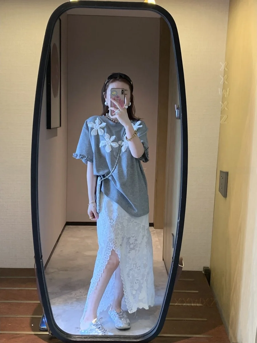 plus Size Summer New Women's T-shirt Lace Short Sleeve Floral 3D Print Half Skirt Two-Piece Set Casual High Waist A-Line Skirt
plus Size Summer New Women's T-shirt Lace Short Sleeve Floral 3D Print Half Skirt Two-Piece Set Casual High Waist A-Line Skirt