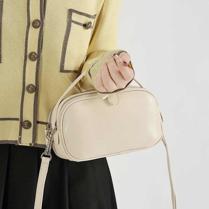 Women's Cow Leather Portable Shoulder Bag Ladies Retro Casual Soft Cowhide Handbag Female Fashion Luxury Designer Crossbody Bags
Women's Cow Leather Portable Shoulder Bag Ladies Retro Casual Soft Cowhide Handbag Female Fashion Luxury Designer Crossbody Bags
