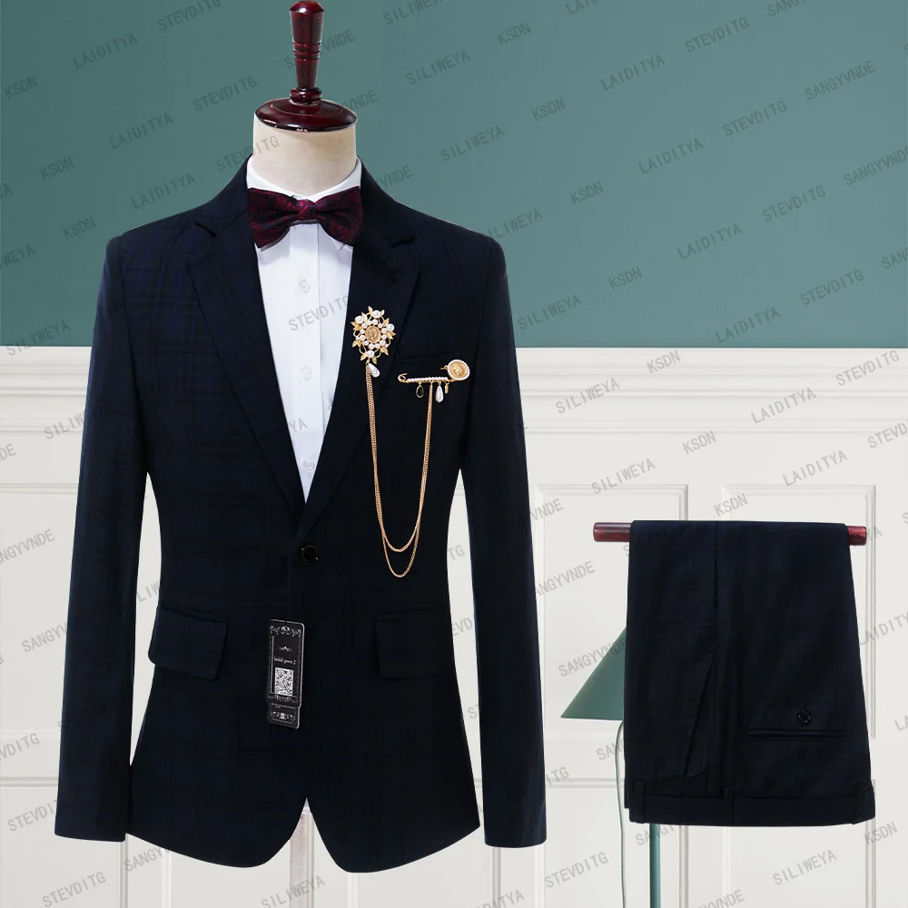 Blue Plaid Formal Men Suits Slim Fit With Notched Lapel 2 Pcs Wedding Tuxedo For Groomsmen Male Fashion Costume Jacket With Pant
Blue Plaid Formal Men Suits Slim Fit With Notched Lapel 2 Pcs Wedding Tuxedo For Groomsmen Male Fashion Costume Jacket With Pant