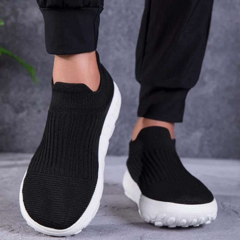 Rear Vent Layout Men Mesh Casual Sneakers Scientific Breathable Structure Outdoor Daily Running Shoes
Rear Vent Layout Men Mesh Casual Sneakers Scientific Breathable Structure Outdoor Daily Running Shoes
