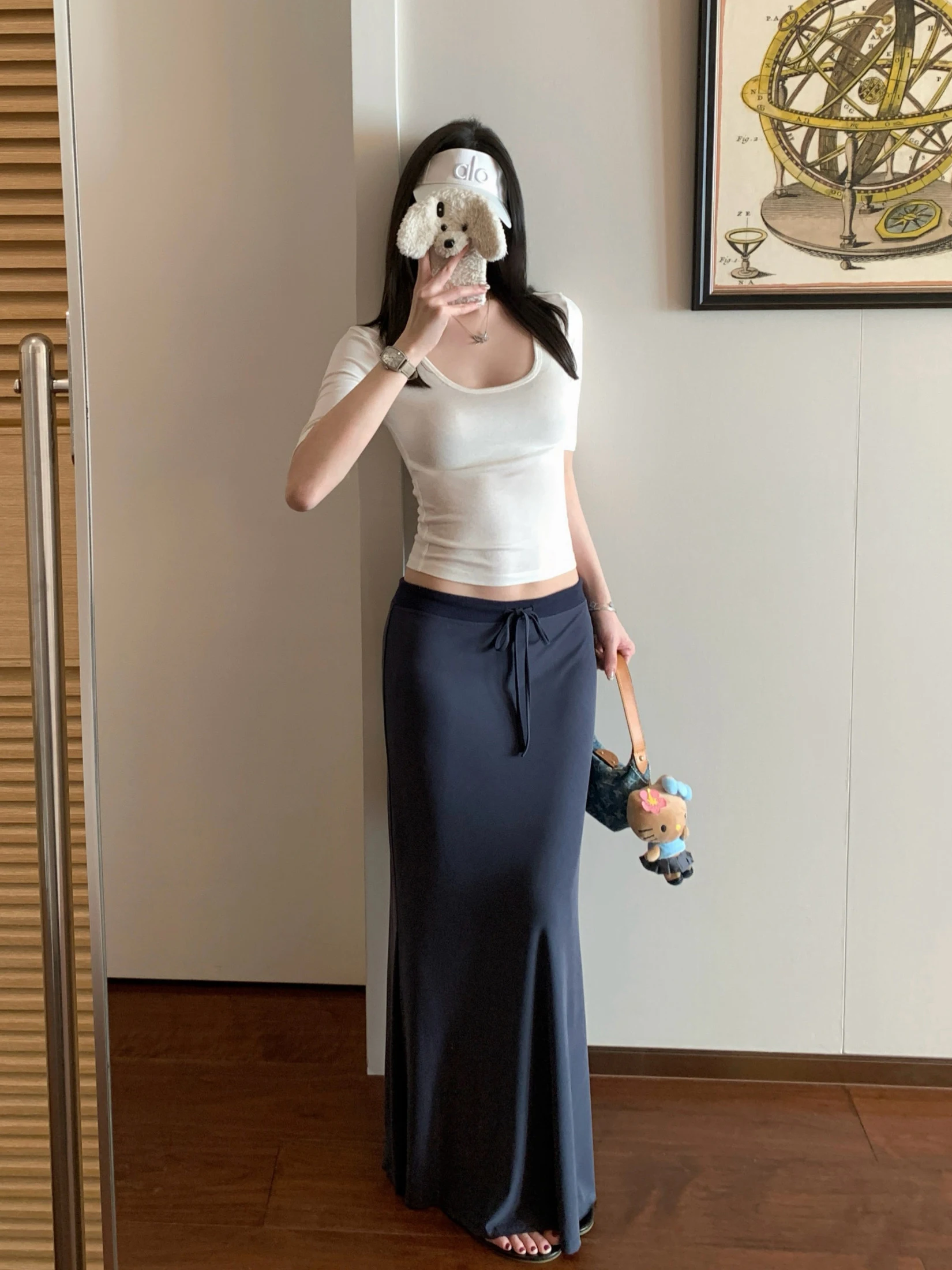 Retro Simple Drawstring Elastic Waist Straight Drapey Half Skirt Women Summer Skin-friendly Slimming One-step Skirt
Retro Simple Drawstring Elastic Waist Straight Drapey Half Skirt Women Summer Skin-friendly Slimming One-step Skirt