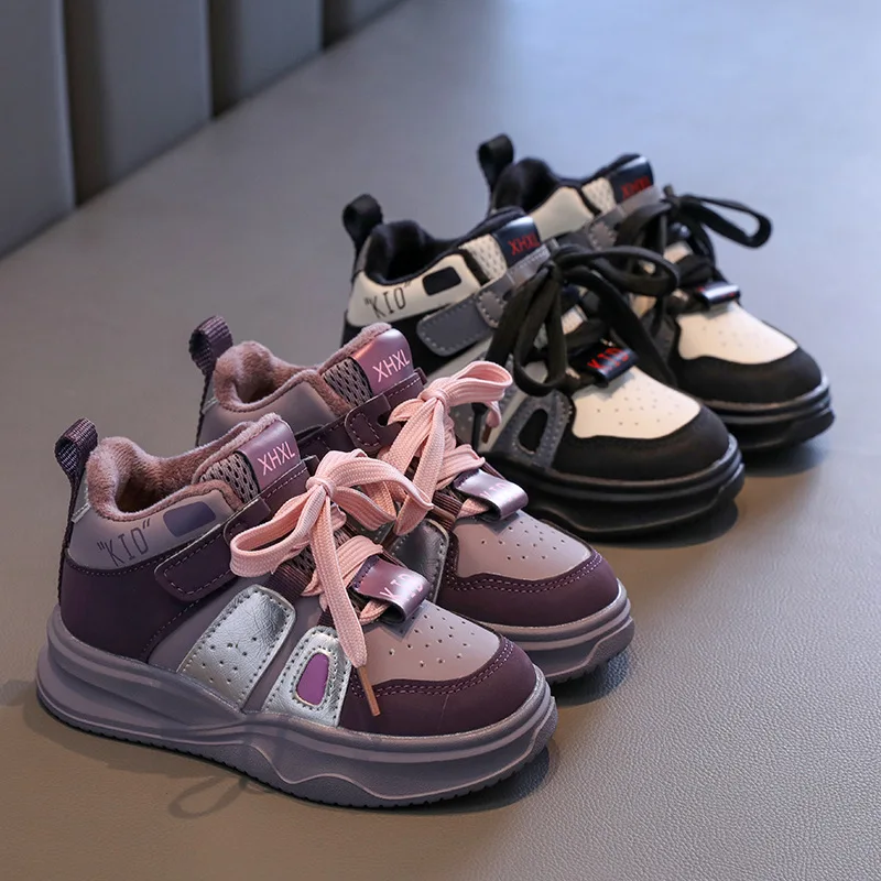 Children's sports shoes 2024 new Korean version casual versatile girls' high top board shoes medium size boys' and boys' shoes
Children's sports shoes 2024 new Korean version casual versatile girls' high top board shoes medium size boys' and boys' shoes