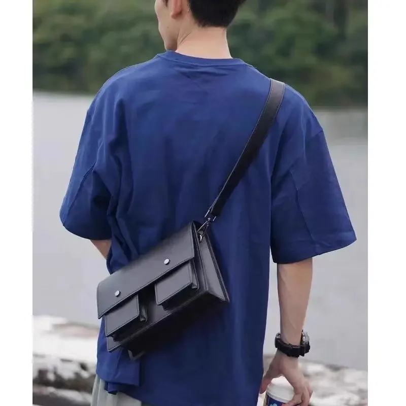 New Fashion High Quality Business Men's Handbags Pu Leather Shoulder Male Crossbody Boy Travel Bag Korean Luxury Messenger Bags
New Fashion High Quality Business Men's Handbags Pu Leather Shoulder Male Crossbody Boy Travel Bag Korean Luxury Messenger Bags