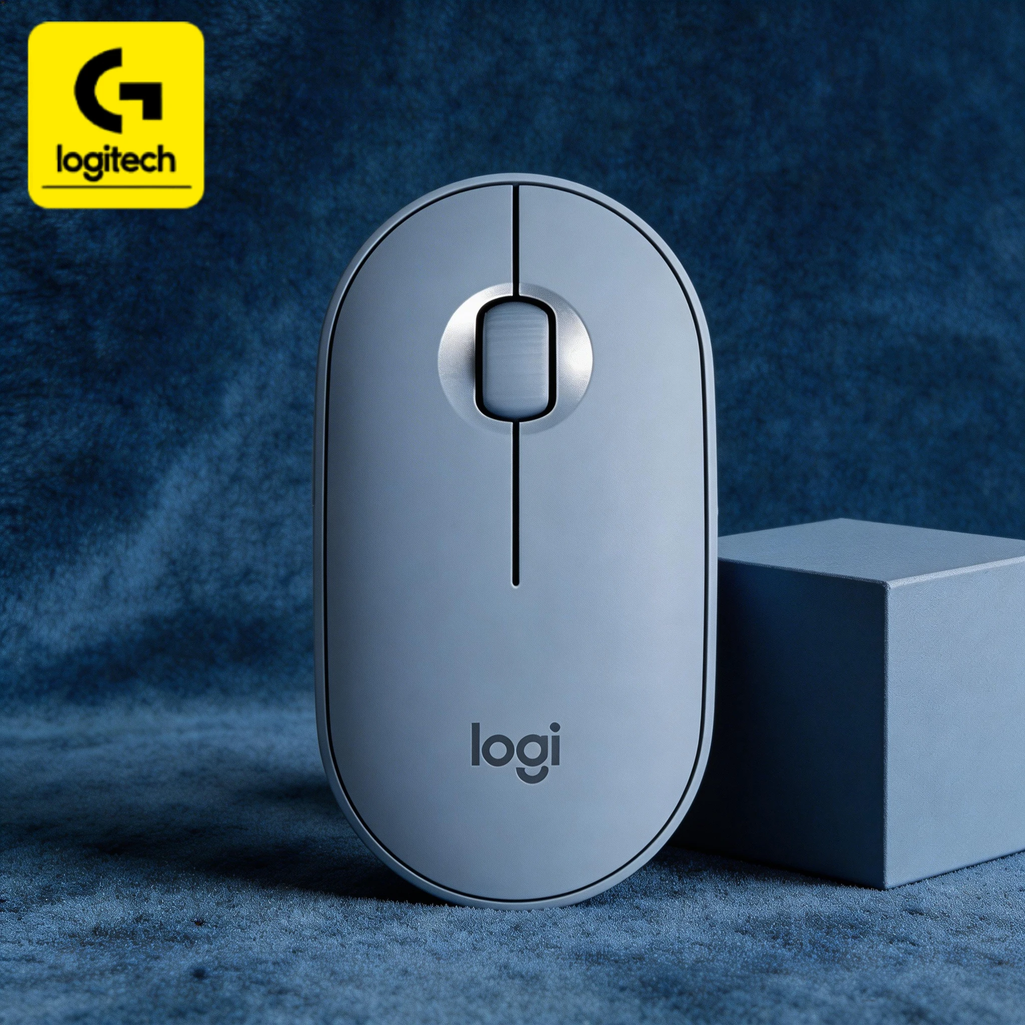 Logitech PEBBLE M350 ultra-thin wireless mouse, with a pocket-sized design, making it easy to store during business trips
Logitech PEBBLE M350 ultra-thin wireless mouse, with a pocket-sized design, making it easy to store during business trips