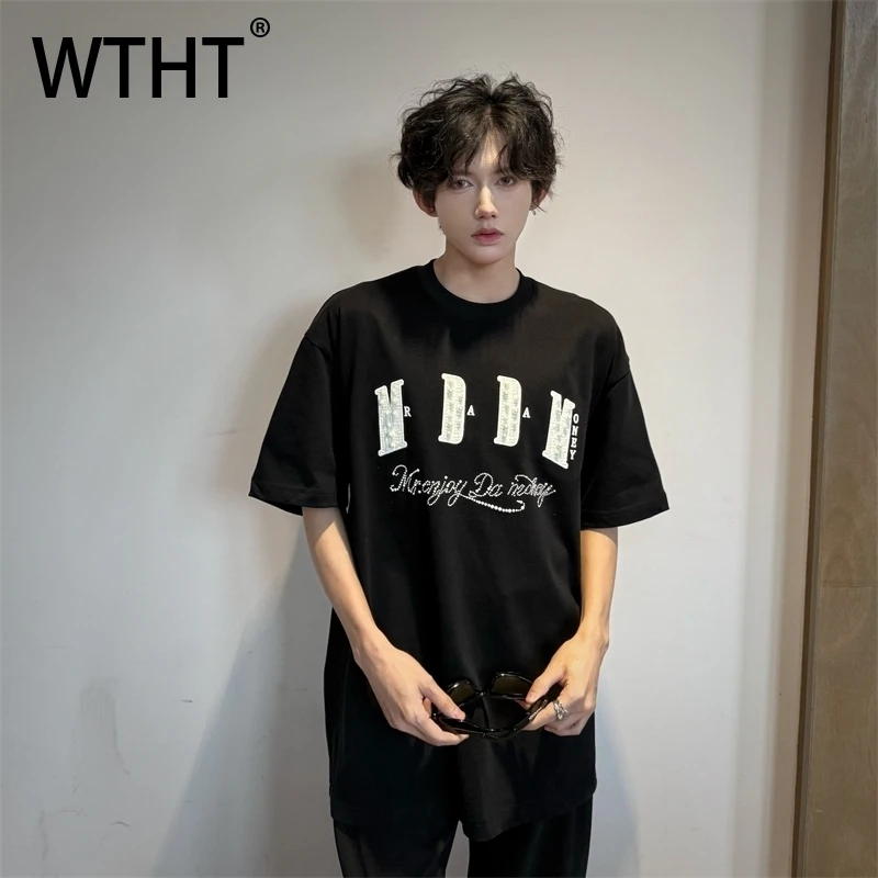 WTHT Fashion 2025 Summer Men's Letter Embroidery Beads T-shirts Trendy New Casual Short Sleeves Loose O-neck Tops Male 2A0742
WTHT Fashion 2025 Summer Men's Letter Embroidery Beads T-shirts Trendy New Casual Short Sleeves Loose O-neck Tops Male 2A0742