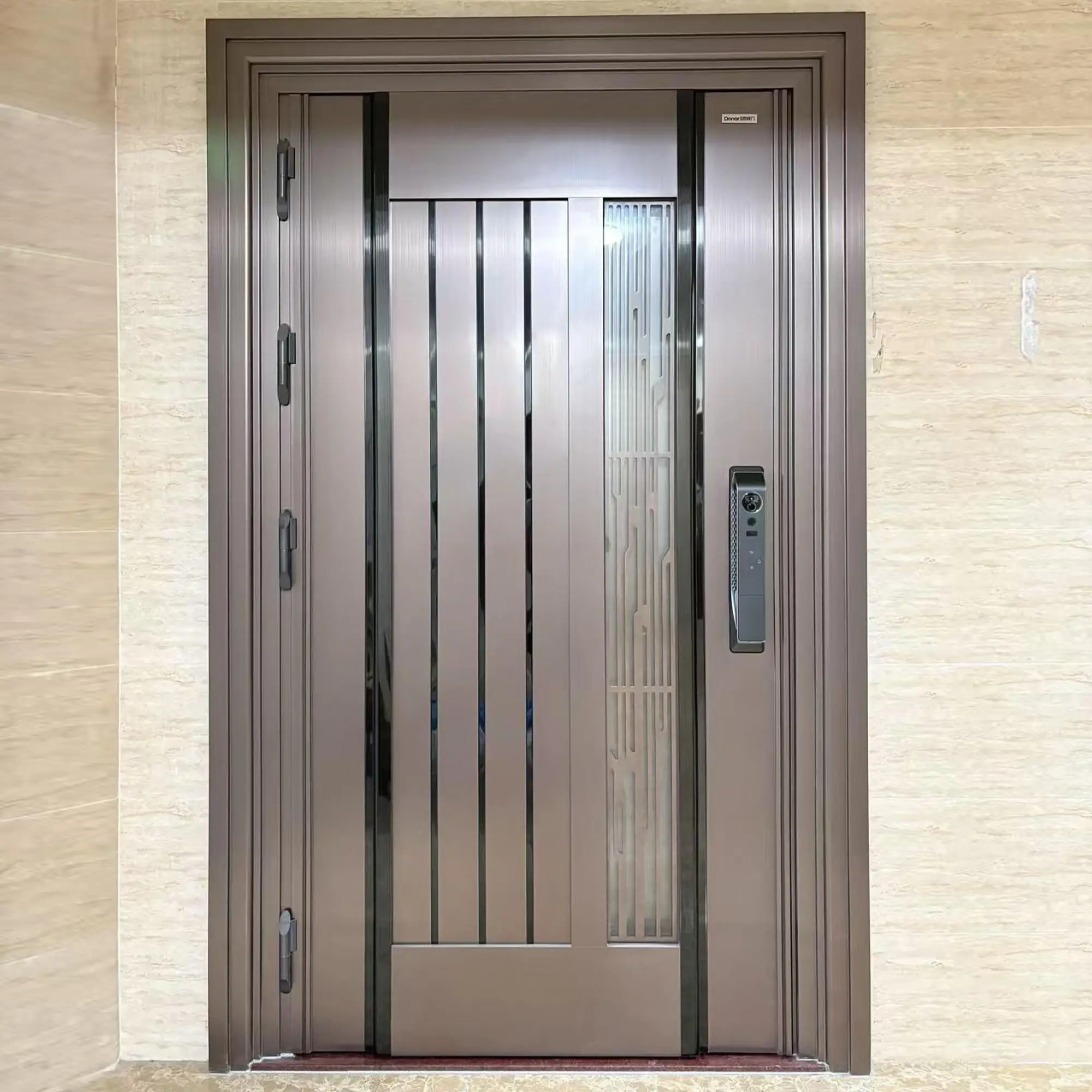 Household Heavy Duty Aluminum Alloy Security Door External Entry High End Hinged Door Fingerprint Unlock Intelligent Entry Door
Household Heavy Duty Aluminum Alloy Security Door External Entry High End Hinged Door Fingerprint Unlock Intelligent Entry Door