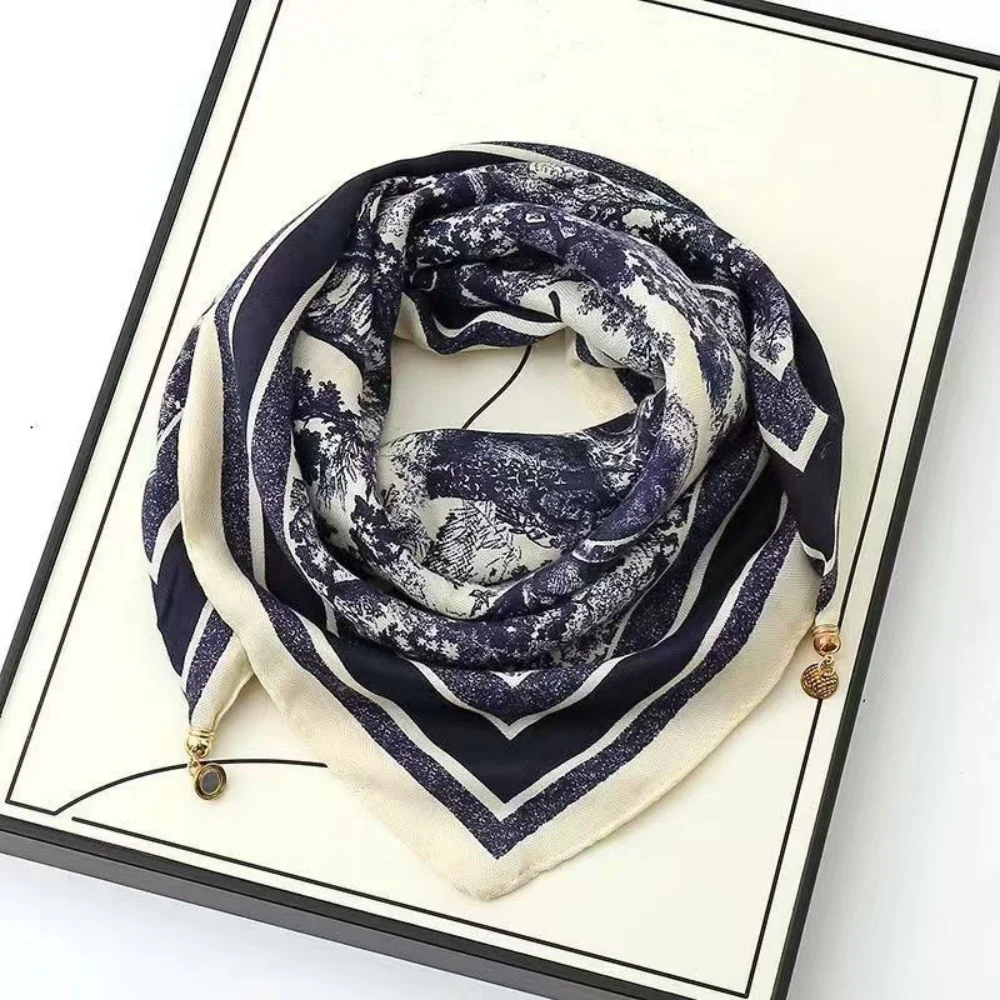 70*70cm Magnetic Print Square Scarves For Girl Women Soft Shawl Wraps Neckerchief Tie Female Head Hijab Lady Headband
70*70cm Magnetic Print Square Scarves For Girl Women Soft Shawl Wraps Neckerchief Tie Female Head Hijab Lady Headband