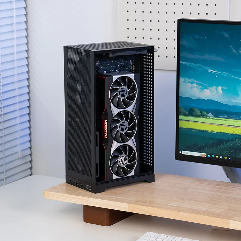 L300 Chassis Vertical Portable ITX Portable TYPE-C Mini Desktop Main Case Ultra Mini 8.5L
L300 Chassis Vertical Portable ITX Portable TYPE-C Mini Desktop Main Case Ultra Mini 8.5L