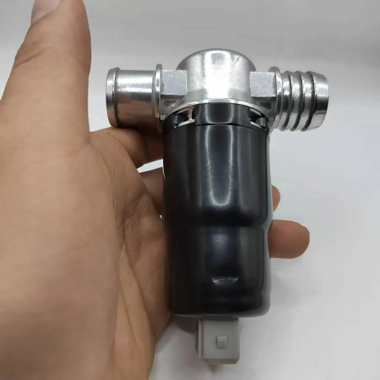 1pc 0280140574 Car Idle Air Control Valve IAC Wire Connector Plug 13411433626 0280140524 for -E30 E34 E36 M20 M50 320I 325I
1pc 0280140574 Car Idle Air Control Valve IAC Wire Connector Plug 13411433626 0280140524 for -E30 E34 E36 M20 M50 320I 325I