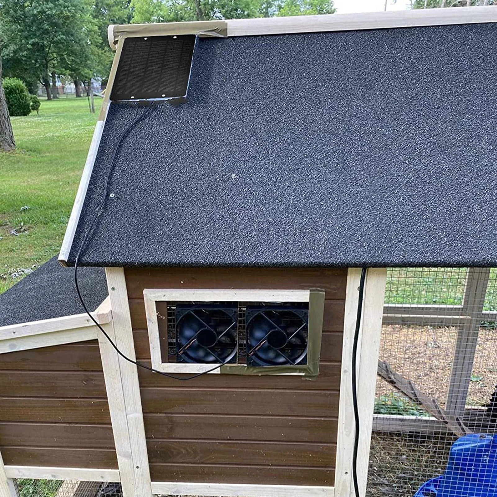 Solar Panel Fan Kit High Efficiency Dual Fans Energy Saving Solar Powered Exhaust Fan Versatile for Chicken Coops Doghouses
Solar Panel Fan Kit High Efficiency Dual Fans Energy Saving Solar Powered Exhaust Fan Versatile for Chicken Coops Doghouses