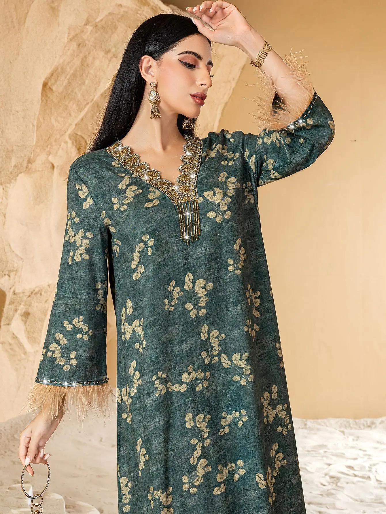 Turkey Kebaya Ramadan Muslim Women Maxi Dress Feather Abaya Dubai Kaftan Eid Djellaba Islam Clothing Arabic Robe Caftan Jalabiya
Turkey Kebaya Ramadan Muslim Women Maxi Dress Feather Abaya Dubai Kaftan Eid Djellaba Islam Clothing Arabic Robe Caftan Jalabiya