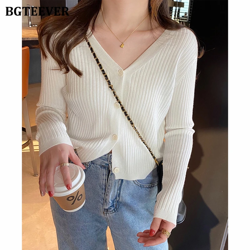 BGTEEVER повседневные вязаные кардиганы с длинными рукавами для женщин, осень-зима, тонкие однобортные женские свитера с v-образным вырезом
BGTEEVER повседневные вязаные кардиганы с длинными рукавами для женщин, осень-зима, тонкие однобортные женские свитера с v-образным вырезом